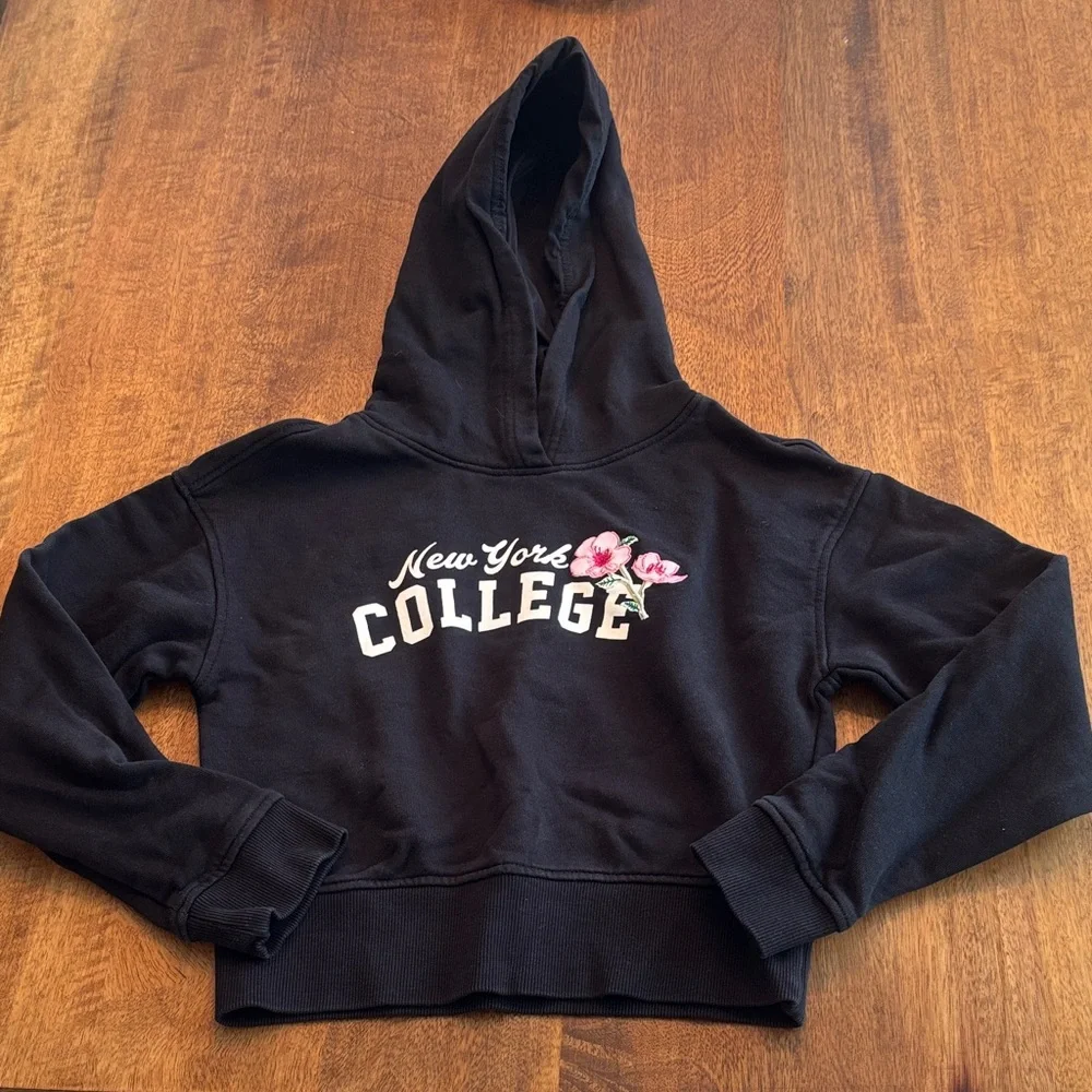 New York College Black Hoodie Sweater with Floral Accent